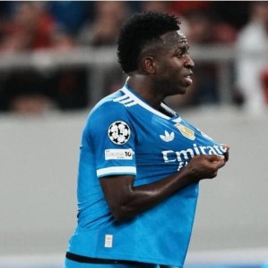 星空体育-阿斯：沙特已通过中间人联系维尼修斯、萨拉赫、卡塞米罗团队