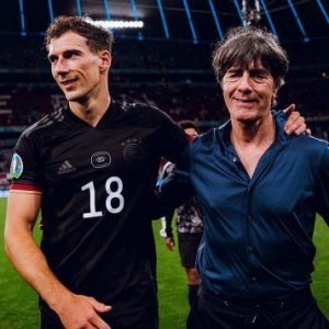 星空体育入口-【复盘】80分钟恐怖片，阴晴不定的德国队庆幸还活着